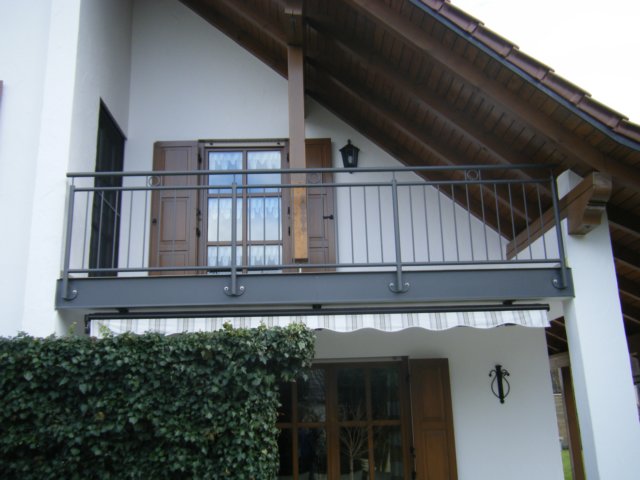 balkonunterdachschrge.jpg